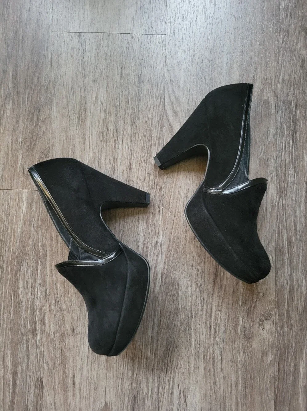 Stuart Weitzman Heeled Loafers Black Suede Leather Classic Quiet Luxury Career 6